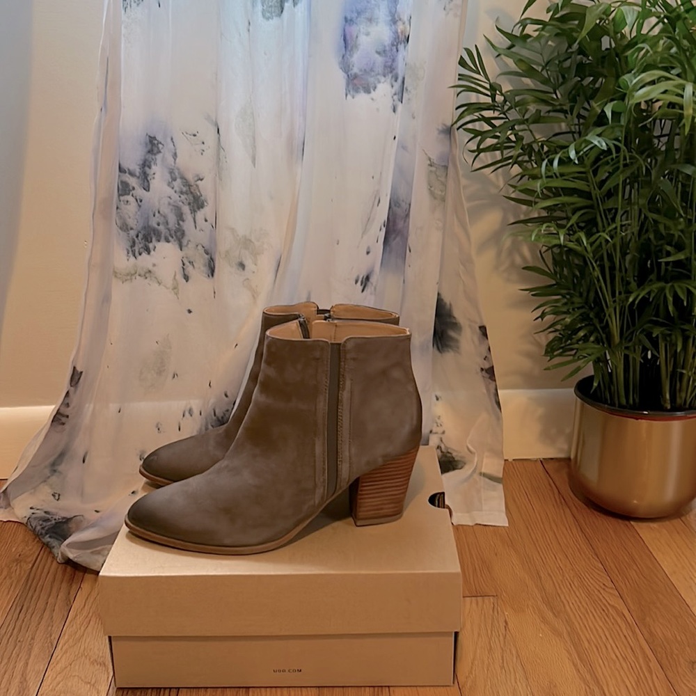 Franco Sarto Aeron Chelsea Boot
